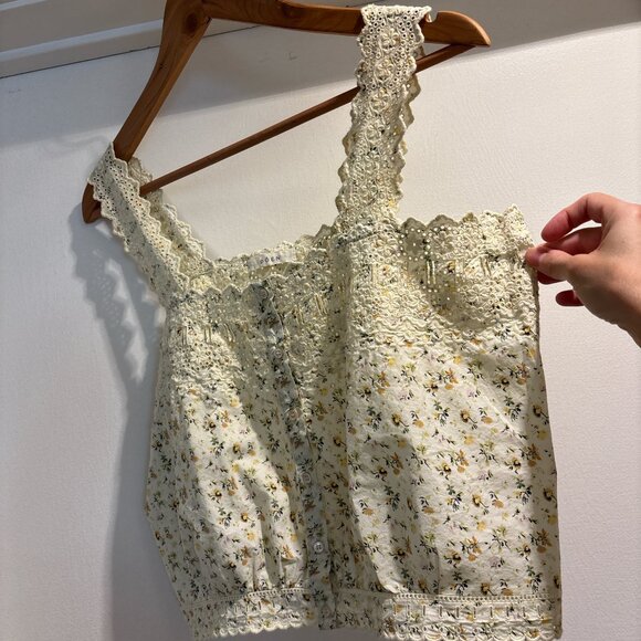 Doen Estelle Top - Picture 10 of 11